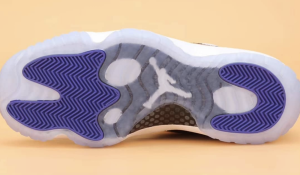 air-jordan-11-concord-2018-378037-100-heel.png