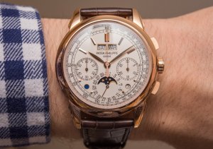 Patek-Philippe-5270R-001-Perpetual-Calendar-Chronograph-aBlogtoWatch-12.jpg