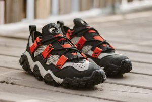 https___hypebeast.com_image_2020_05_adidas-consortium-fyw-xta-black-red-beige-fv2536-hiking-tr...jpg