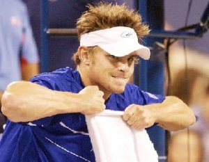 andy-roddick-visor.jpg