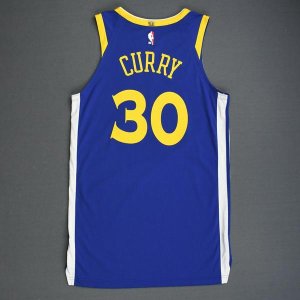 back nike curry.jpg