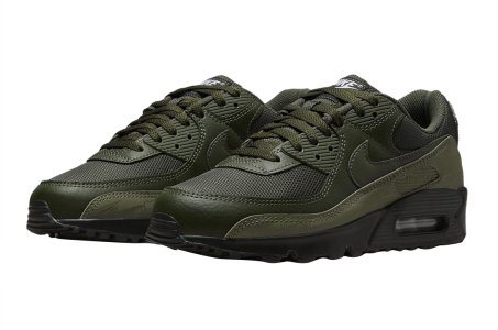 ipad_nike-air-max-90-olive-reflective-0.jpeg