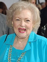 200px-BettyWhiteJune09.jpg