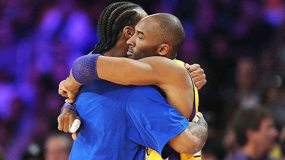 la_g_powell_kobe1_576.jpg