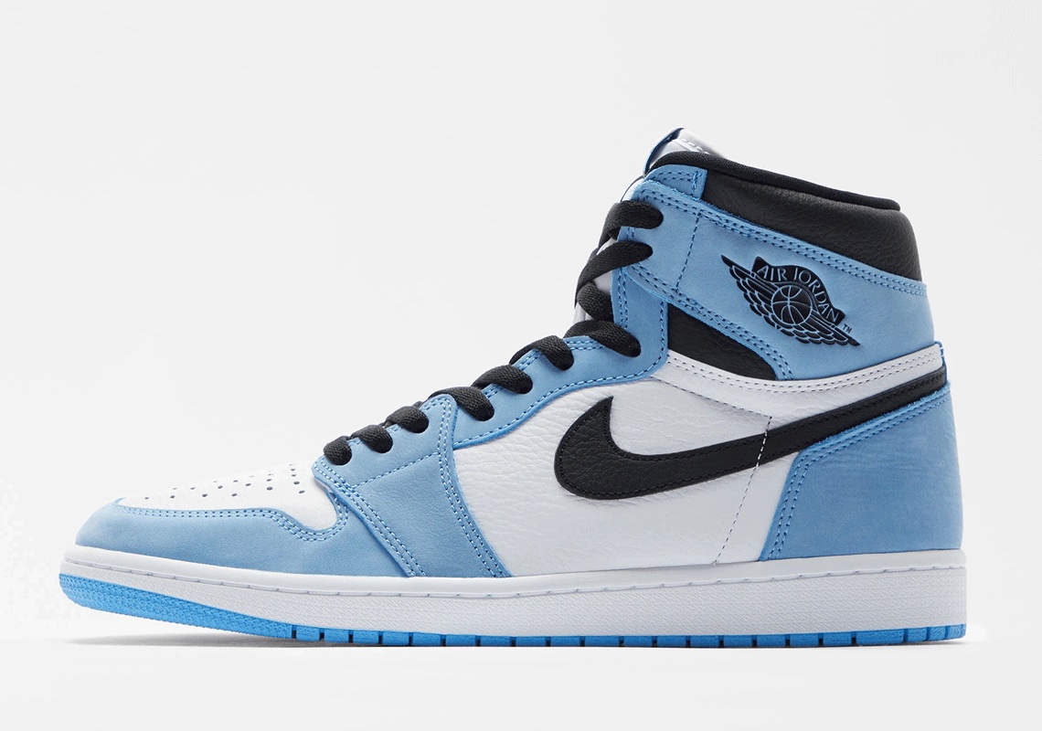 Air-Jordan-1-University-Blue-555088-134-04.jpg