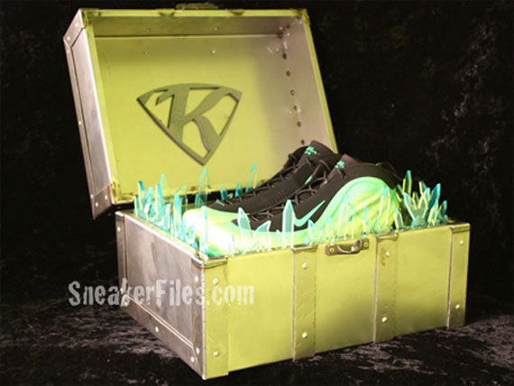 kryptonate-foamposite-lite-custom-box-2.jpg