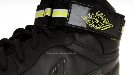 air_jordan_i%281%29_retro_high_strap_black_volt_yellow-6med.jpg