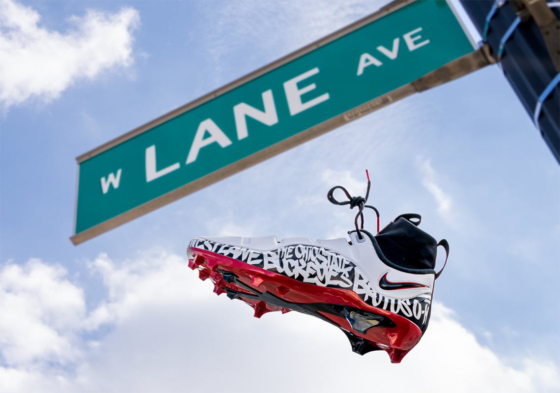 nike-lebron-4-graffiti-ohio-state-buckeyes-pe-cleats-3.jpg