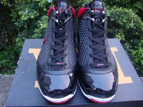 nike-air-max-lebron-7-black-red-1.jpg