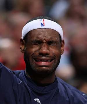 lebron-james-crying.jpg