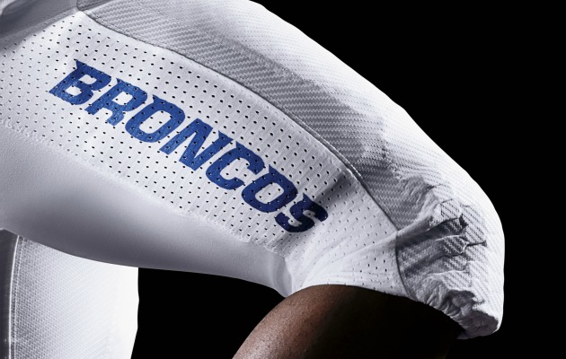 New_Boise_State_Jerseys_Nike_Pro_Combat_Uniforms_Leg.jpg