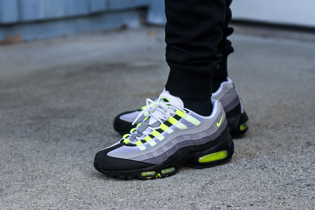 Air-Max-95-Neon.jpg