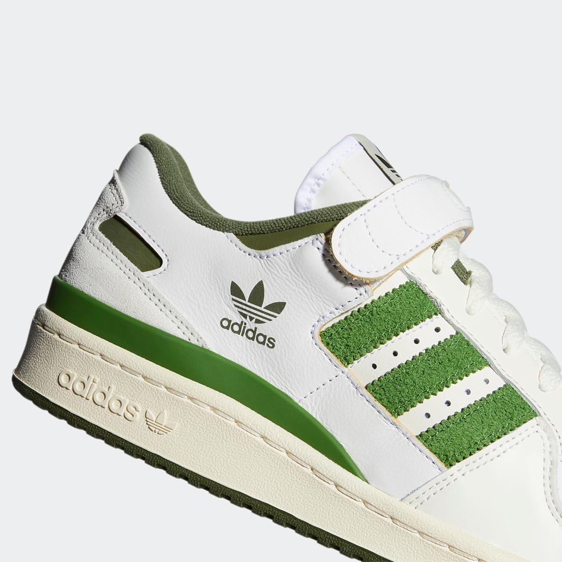 adidas-forum-84-lo-crew-green-wild-pine-FY8683-8.jpg