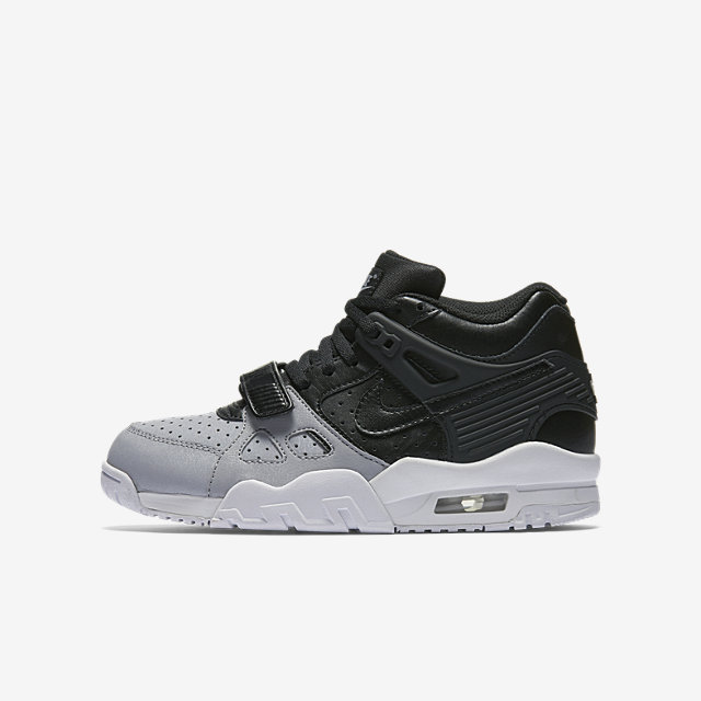 Nike-Air-Trainer-3-35y-7y-Boys-Shoe-344950_009_A_PREM.jpg