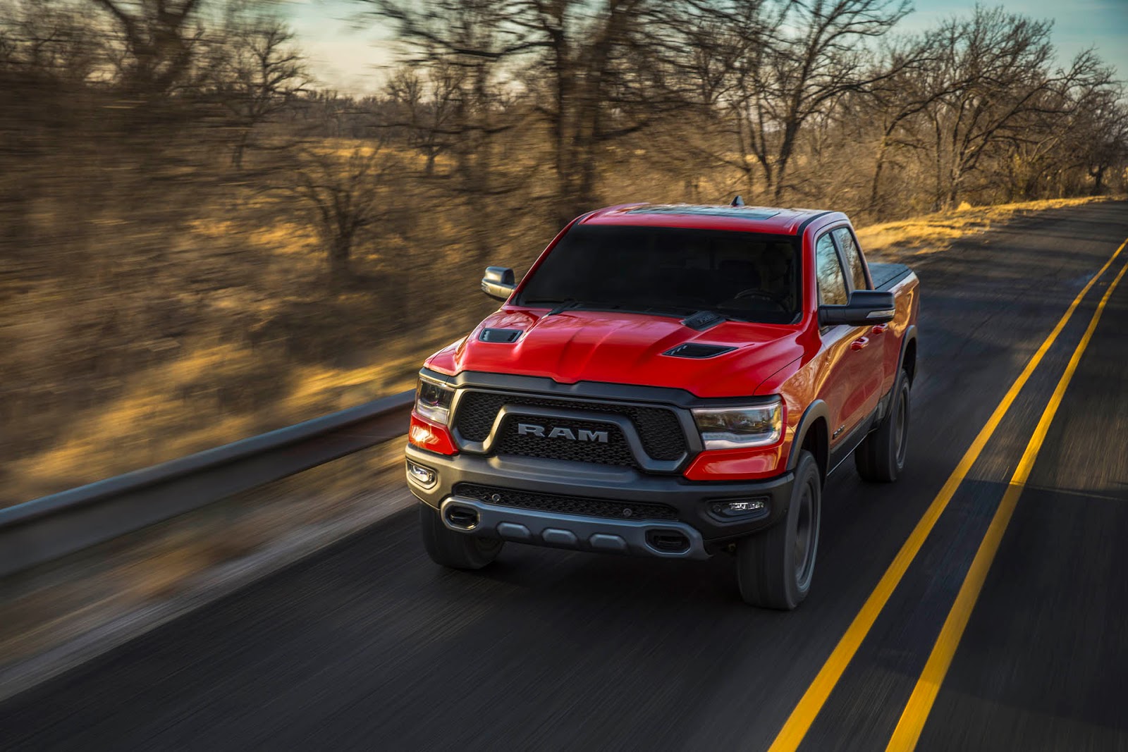 2019-ram-1500-020.jpg