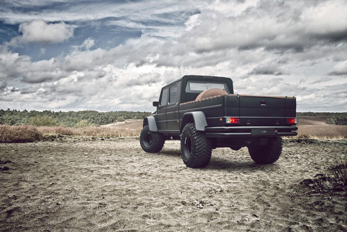 2002-Mercedes-Benz-G500-XXL-4.jpeg