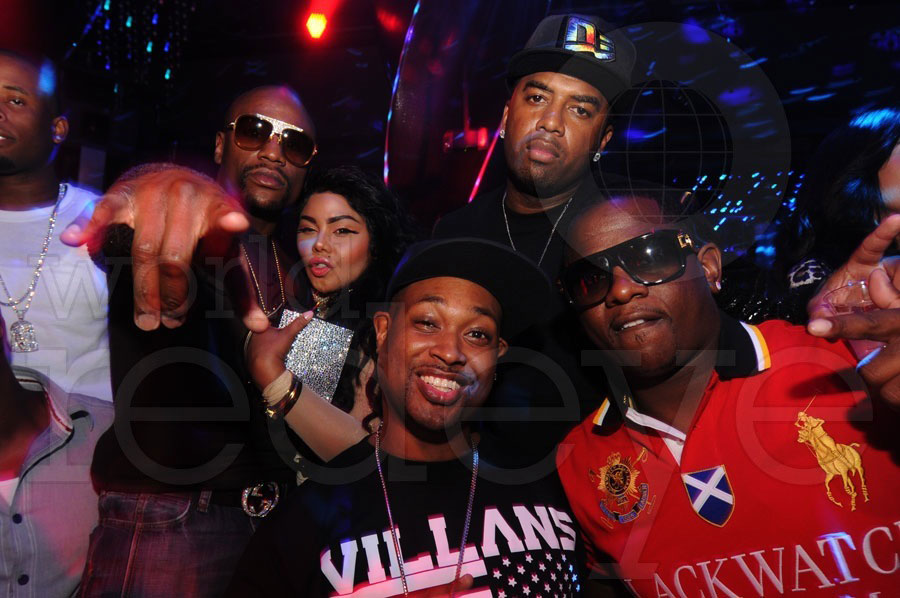 1-Floyd-Money-Mayweather-Lil-Kim-Friends5.jpg