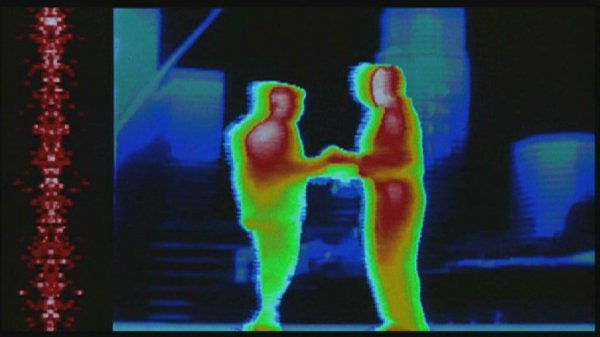 Predator+-+Scanning+in+Thermal+Vision.jpg