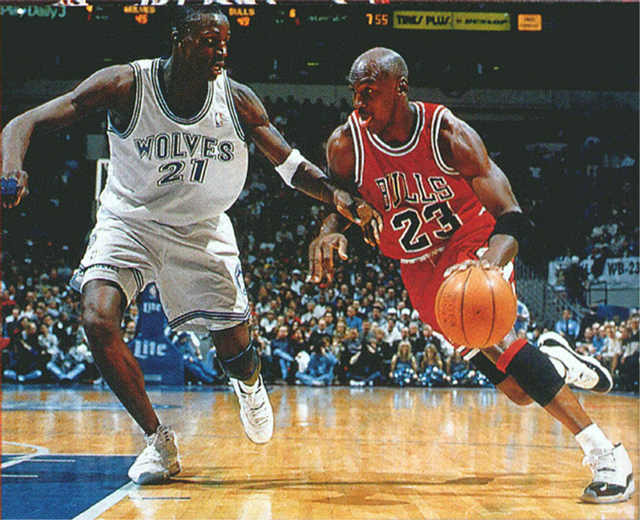 michael-jordan-concord-air-jordan-xi-retrospective-19.jpg