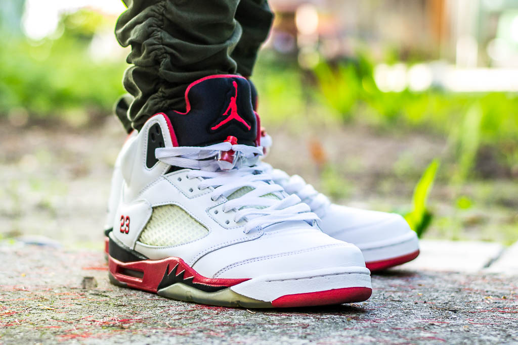 Fire-Red-Jordan-5s-2006-1.jpg