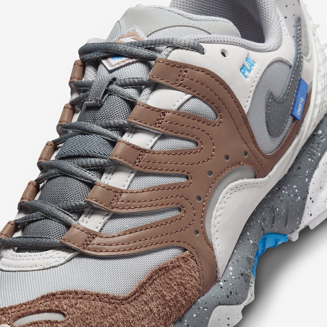 Undefeated-Nike-Air-Terra-Humara-Archaeo-Brown-6.jpeg