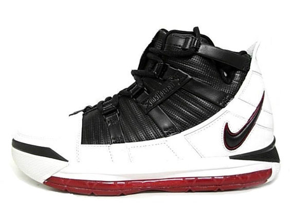 nike-lebron-3-summary-570px.jpg