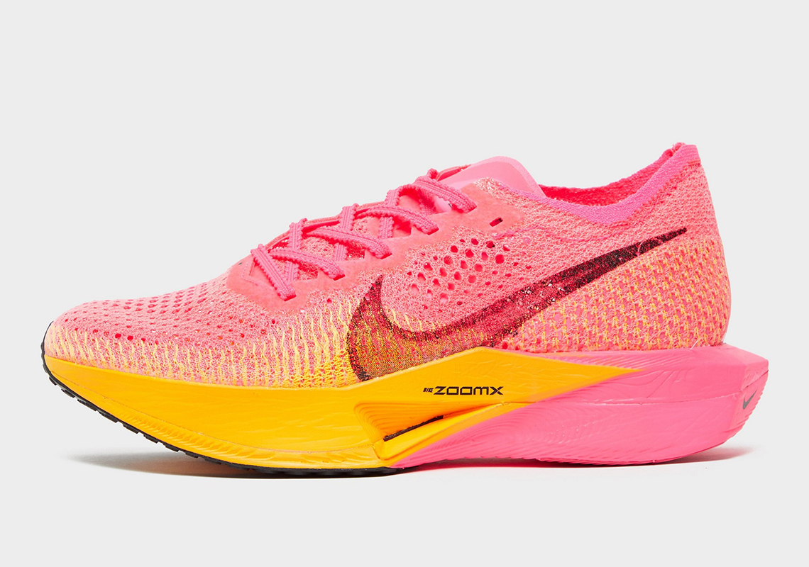 nike-zoomx-vaporfly-3-hyper-pink-black-laser-orange-DV4129-600.jpg