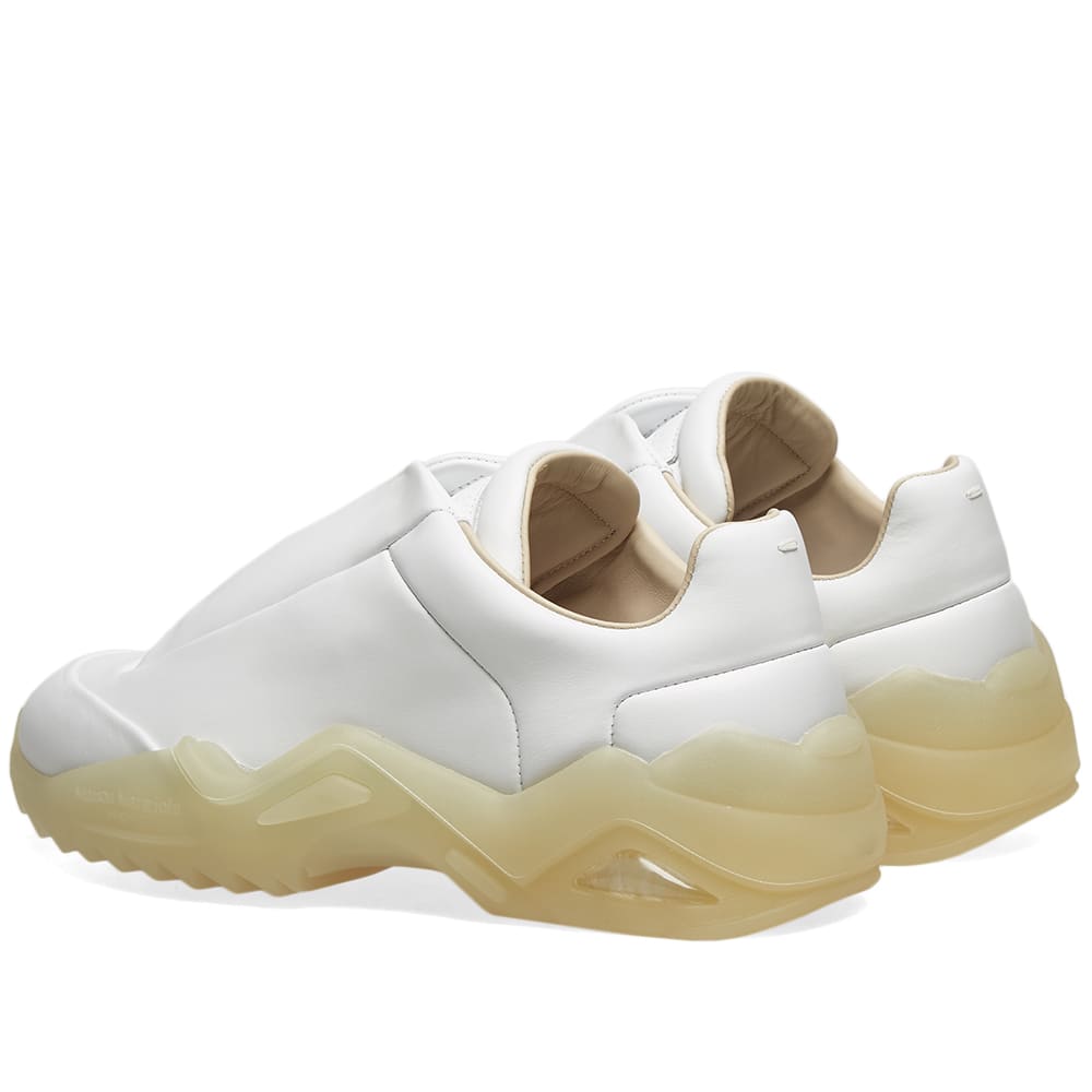 26-06-2019_maisonmargiela_22newfuturelowsneaker_white_ws0493-p2589-t1003_th_3.jpg