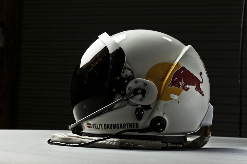 red-bull-stratos-felix-baumgartner-helmet.jpg