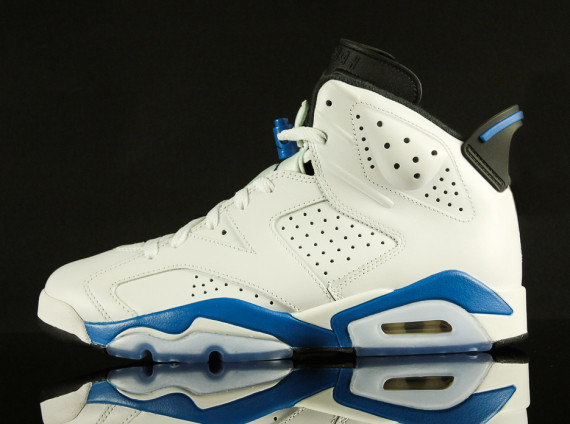 air-jordan-6-retro-sport-blue-01-570x424.jpg