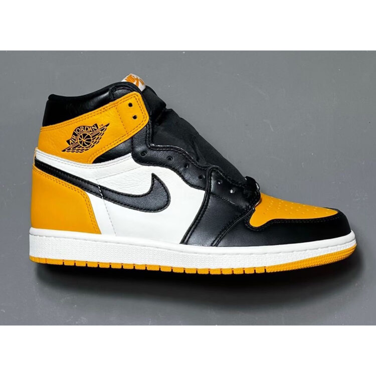 Air-Jordan-1-High-OG-Yellow-Toe-555088-711-09-750x750.jpg