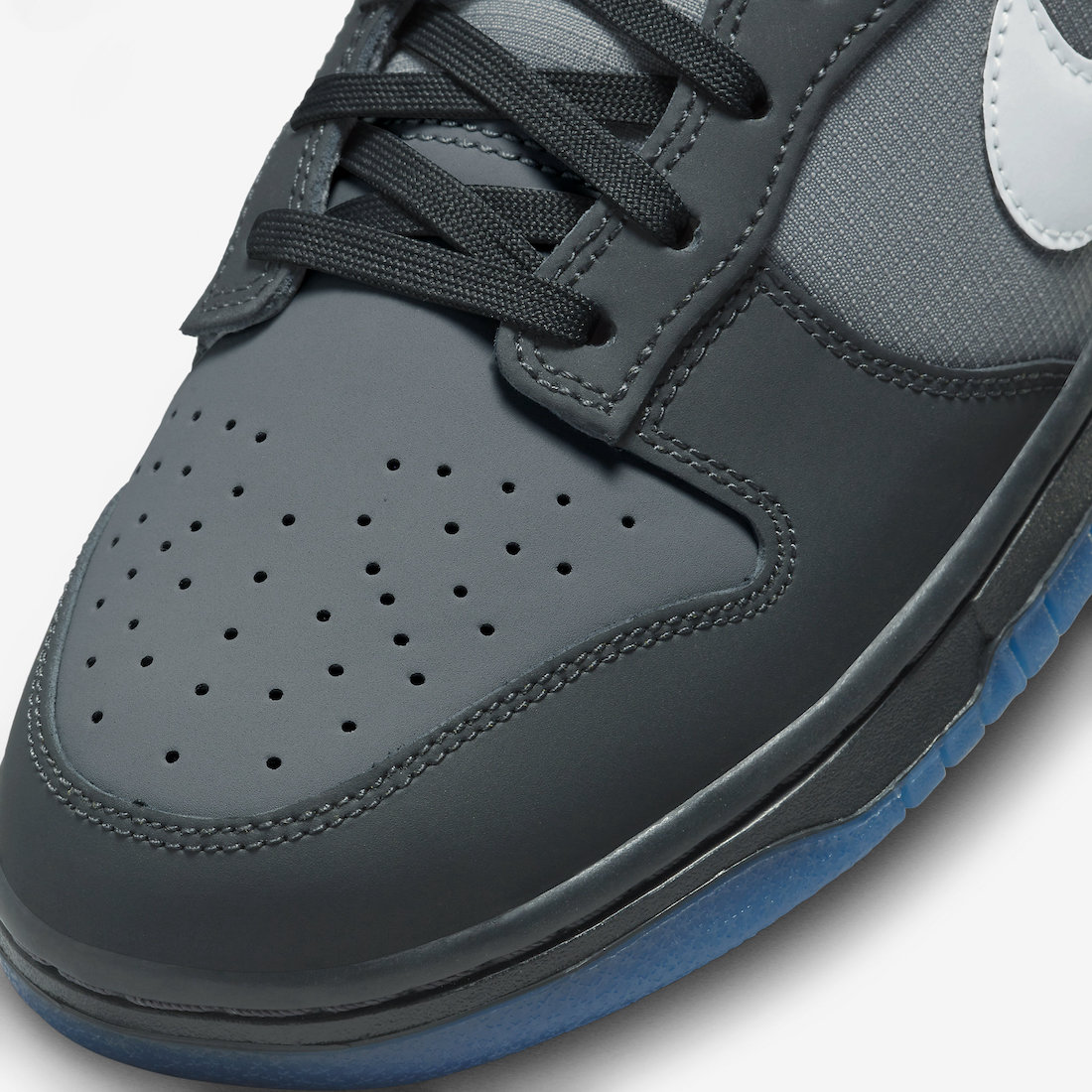 Nike-Dunk-Low-Anthracite-Pure-Platinum-Cool-Grey-FV0384-001-6.jpg