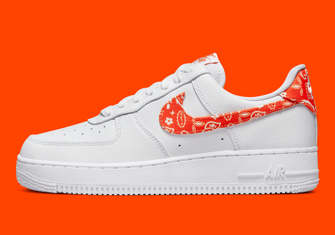 nike-air-force-1-low-07-ess-white-rush-orange-paisley-dj9942-102-7.jpg