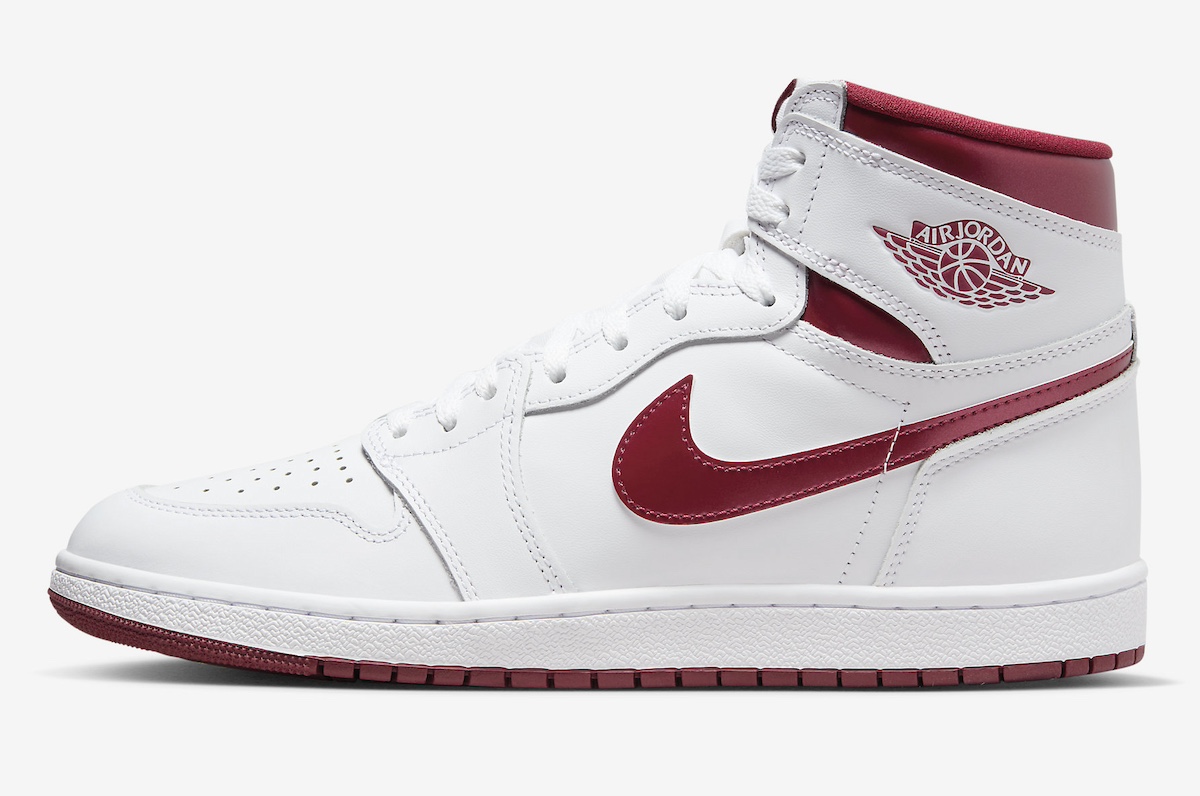 Air-Jordan-1-High-85-Metallic-Burgundy-2024-BQ4422-161.jpg