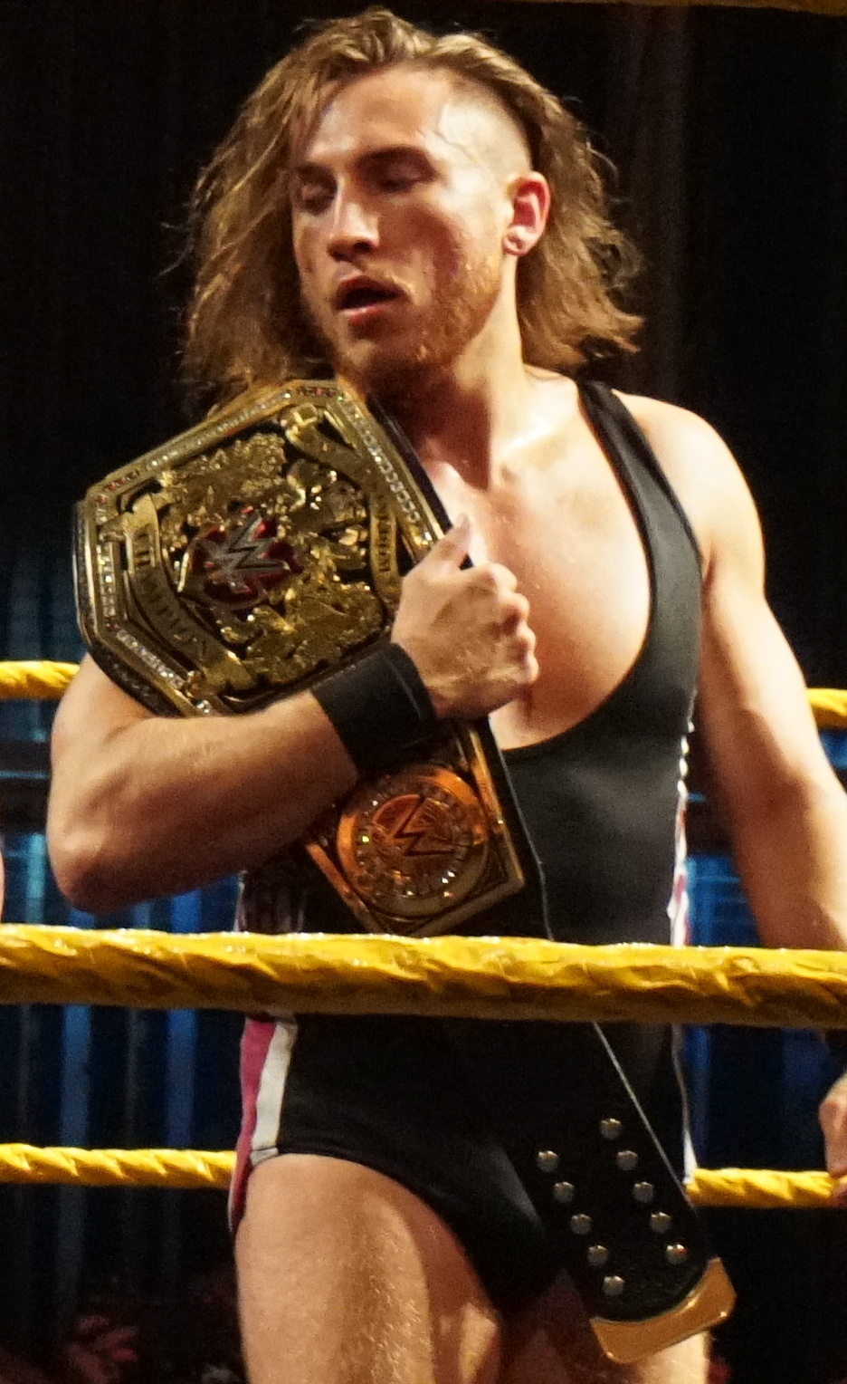 Pete_Dunne_UK_Champion.jpg