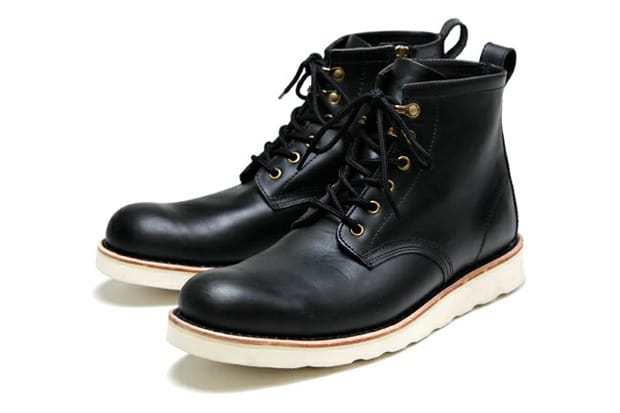 journal-standard-original-round-toe-zip-boots.jpg