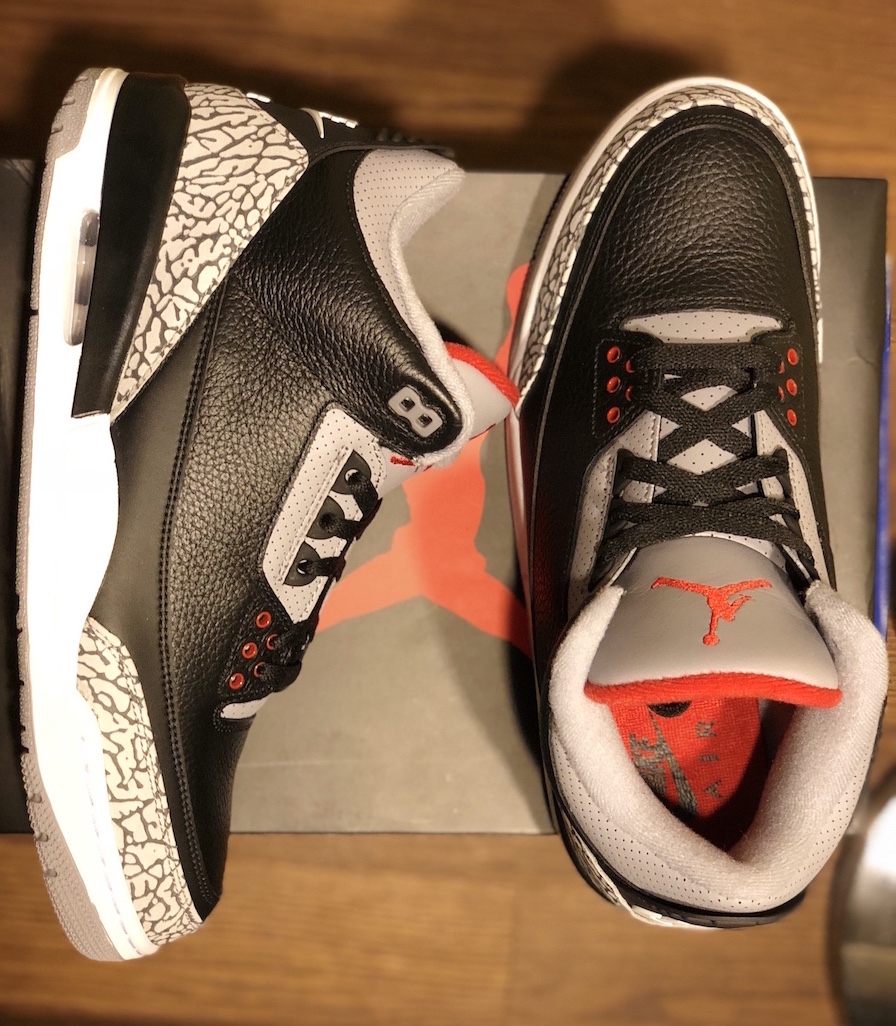 air-jordan-3-black-cement-2018-retro-9.jpg