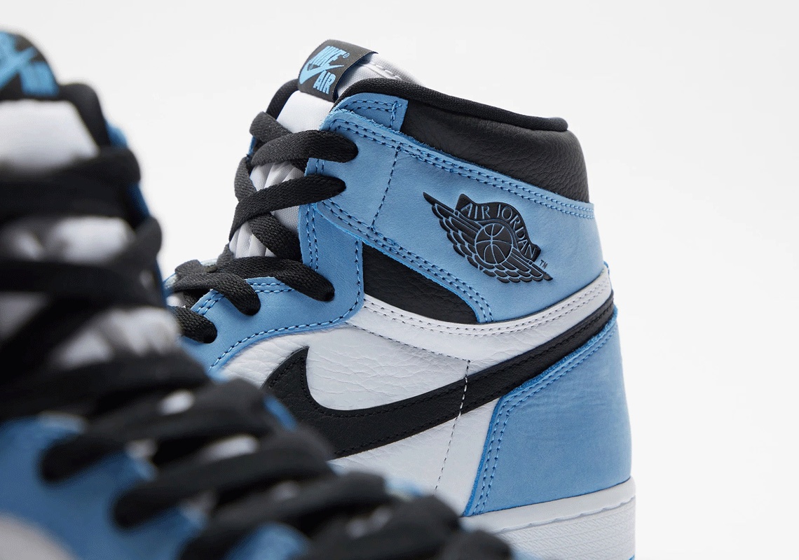 Air-Jordan-1-University-Blue-555088-134-05.jpg