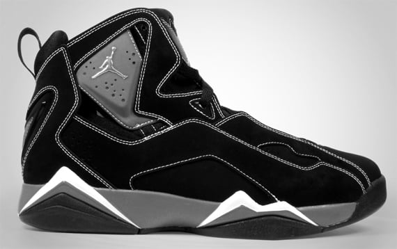 air-jordan-true-flight-black-white-stealth-1.jpg