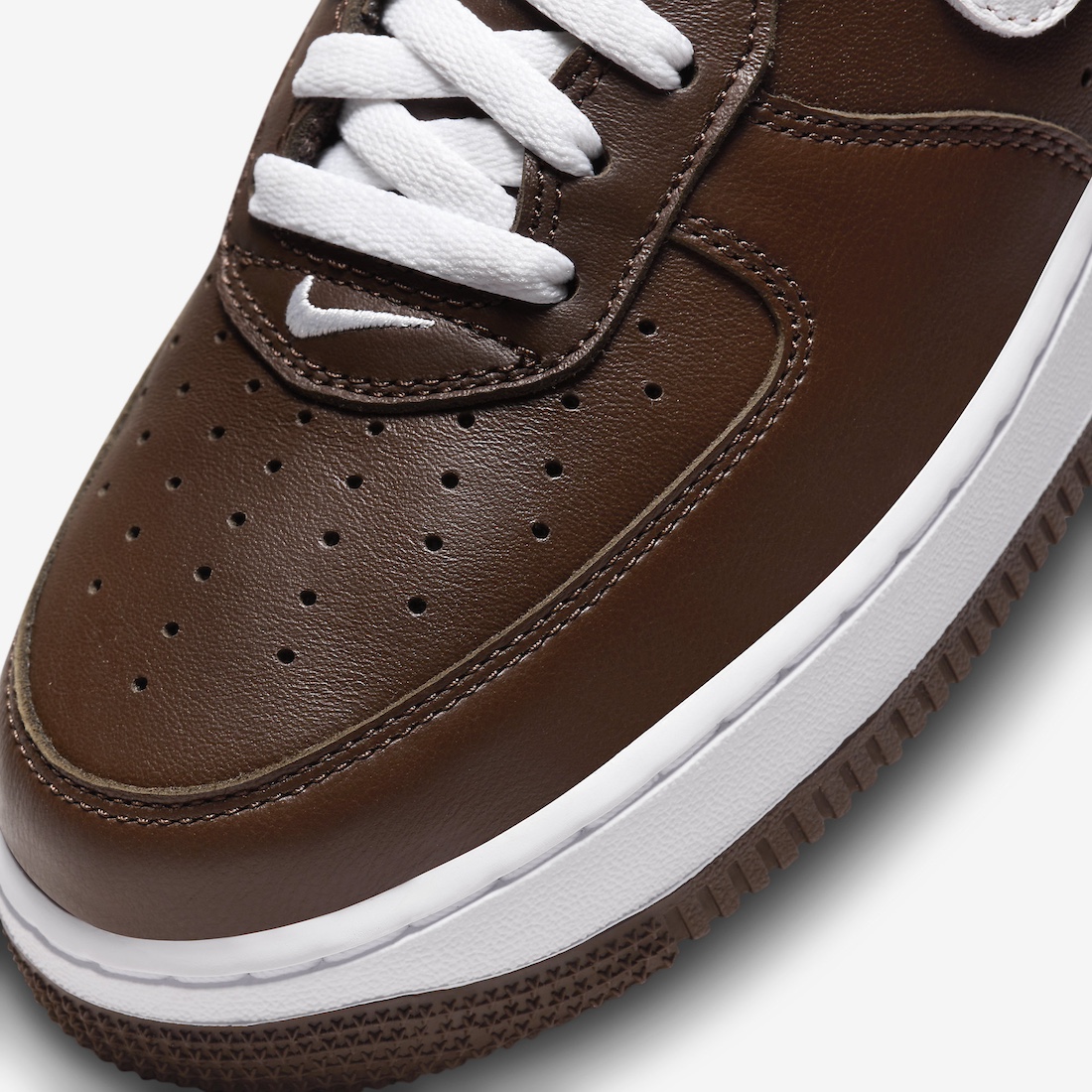 Nike-Air-Force-1-Low-Chocolate-FD7039-200-6.jpeg