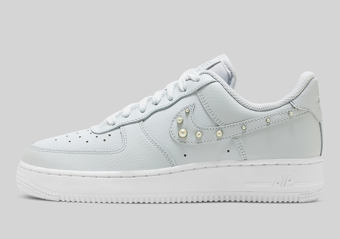 Nike-Air-Force-1-Pearl-DV3810-001-1.jpg