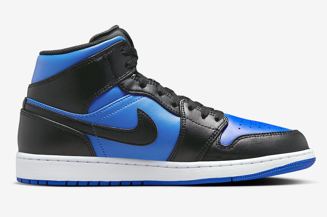 Air-Jordan-1-Mid-Varsity-Royal-DQ8426-042-2.jpeg