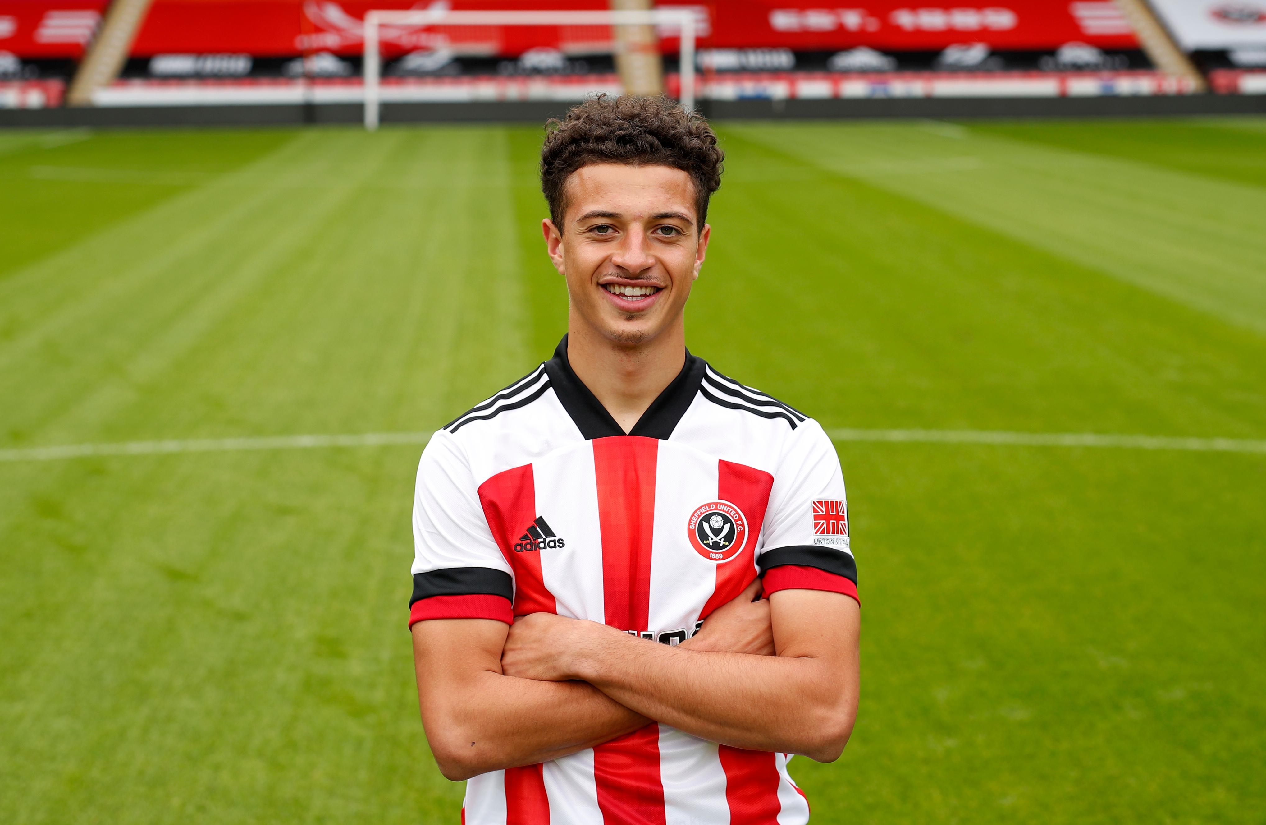 SPI_22_SUFC_SIGNINGS-Ampadu.JPG