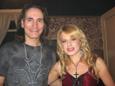 orianthi-vai-460-100-460-70.jpg