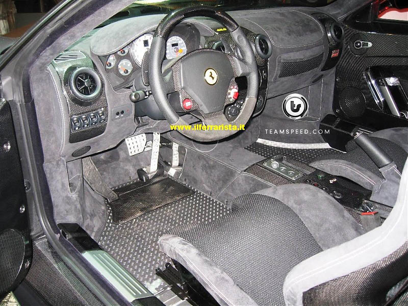 ferrari-scuderia-spider-16m-interior-live.jpg