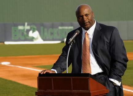 bo-jackson-a225936bfc63df3f_large.jpg