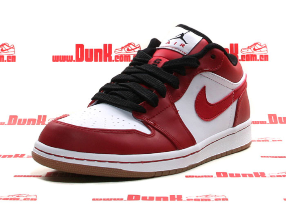 air-jordan-i-1-phat-low-white-varsity-red-black-gum-2.jpg