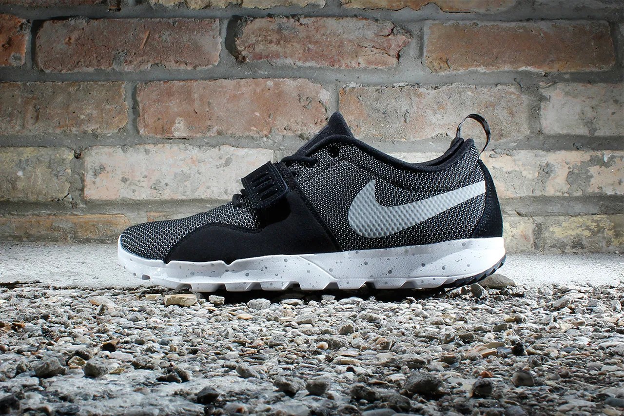 nike-sb-trainerendor-black-white-metallic-silver-1.jpg