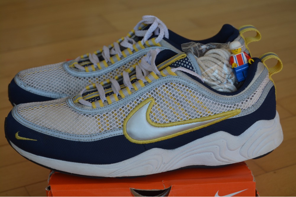 1260126-klekt-nike-air-zoom-spiridon-michigan-sample-2005-normal.jpg