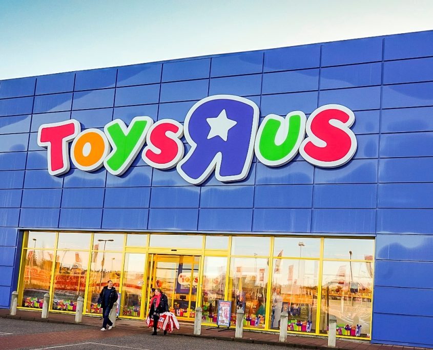 Toys-R-Us.jpg